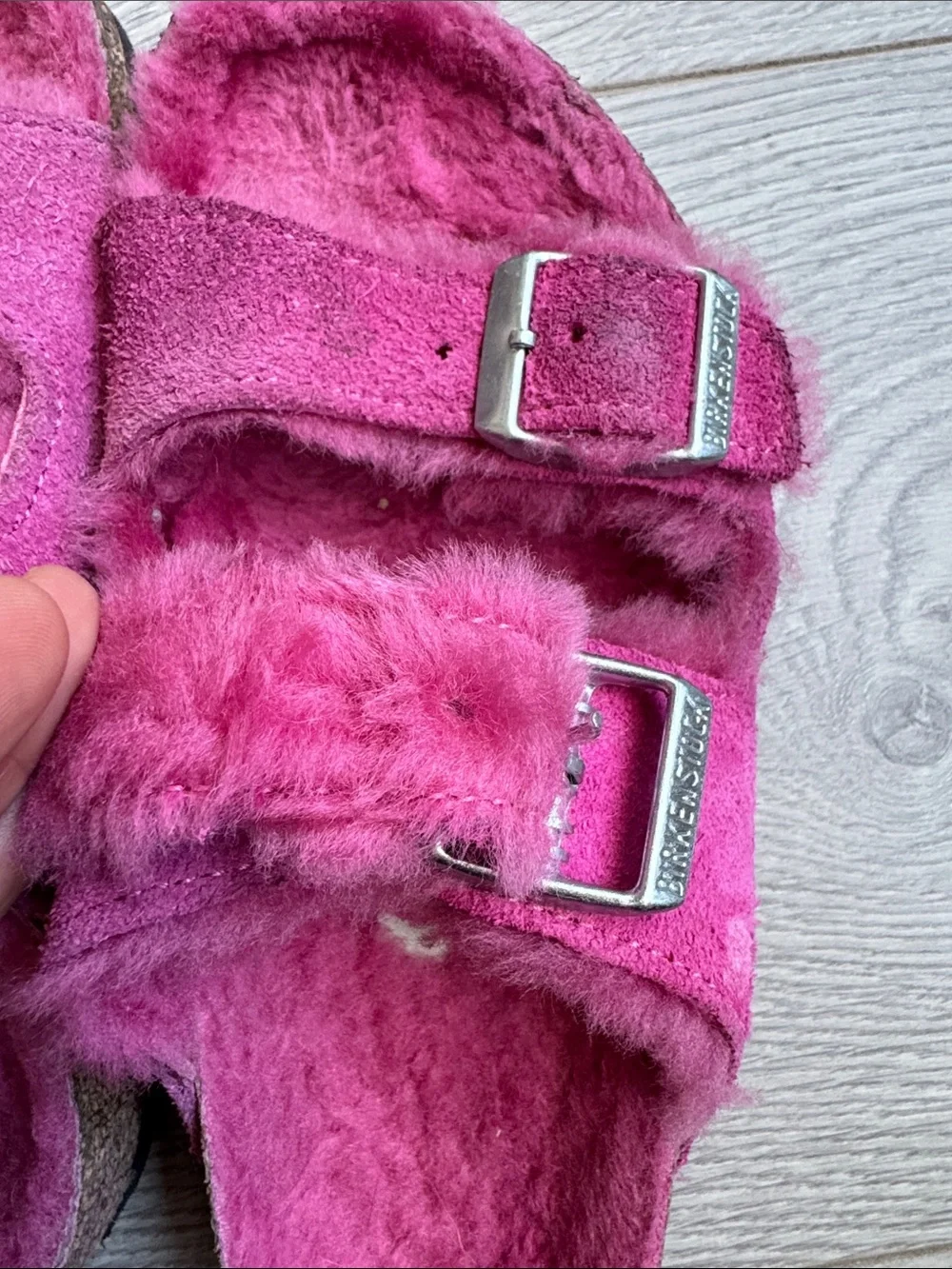 Birkenstock Kids Fuzzy Slide Sandals in Bright Pink | size 12-12.5 US